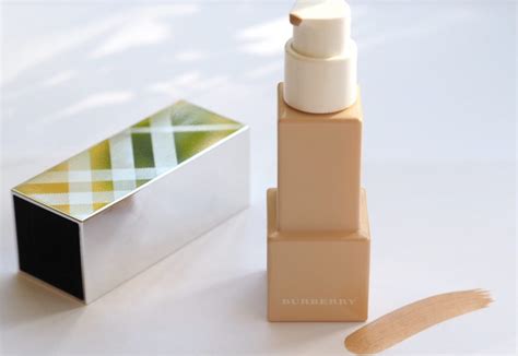 maquillage burberry montreal|burberry bright glow foundation.